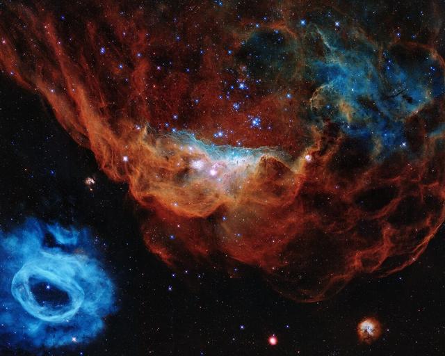Airbus Crisa: Investigating the universe Airbus Crisa: Investigating the universe
