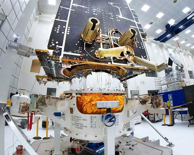 Satétile Meteosat, con electrónica de Airbus Crisa, en fase de integración Satétile Meteosat, con electrónica de Airbus Crisa, en fase de integración